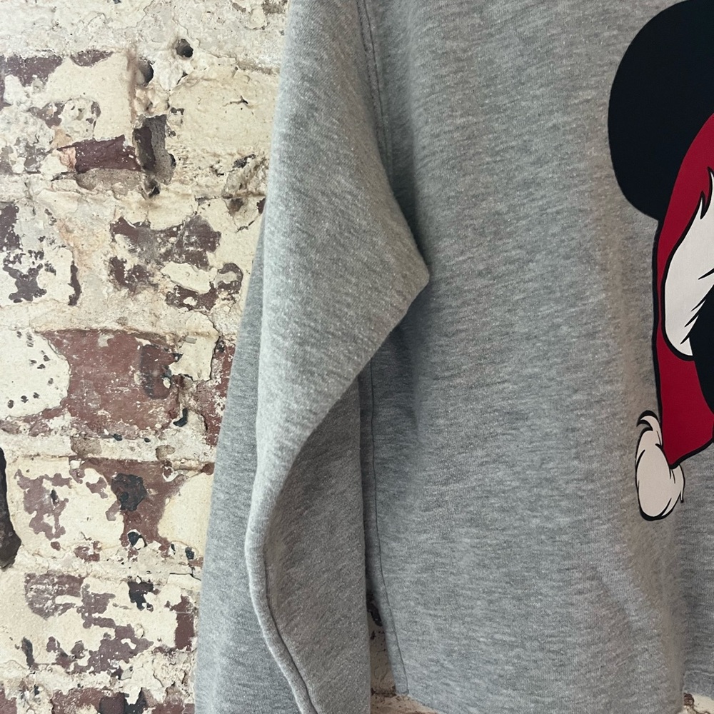 Disney Mickey Mouse Heather Gray cropped Sweatshirt Mickey Santa Hat Sz L - Picture 5 of 9